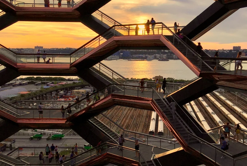 In-FUSE-ing STEAM Learning with Spatial Reasoning: Distributed Spatial Sensemaking in School-Based Making Activities.